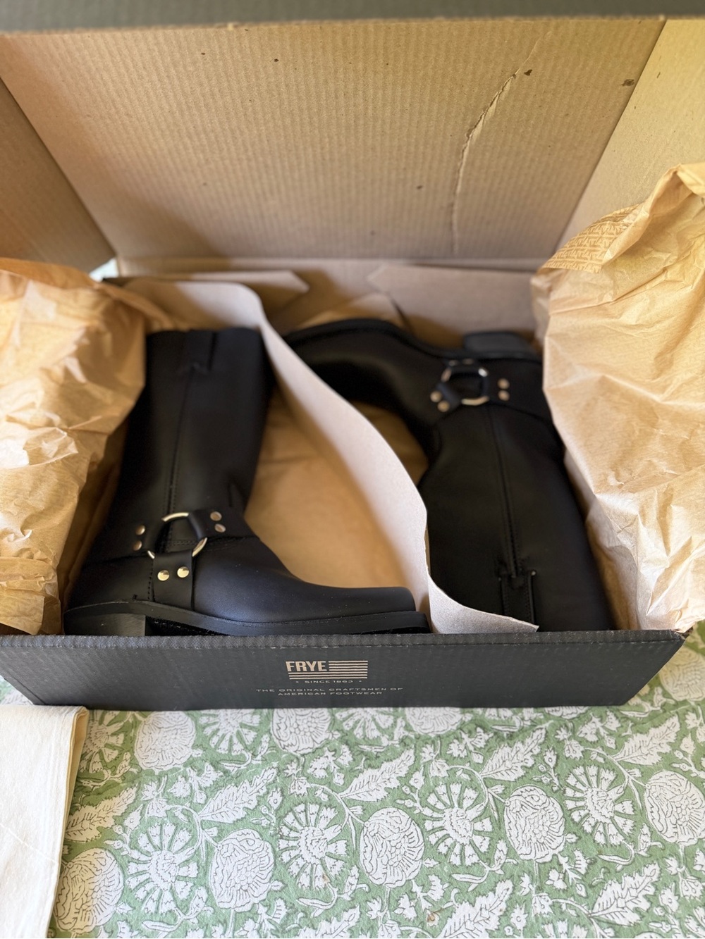 🖤Frye Black Leather Mid-Calf Harness 12R Boots🖤 - Picture 2 of 5